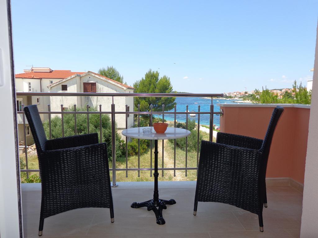 Villa Palas Apartments Rogoznica  Phòng bức ảnh